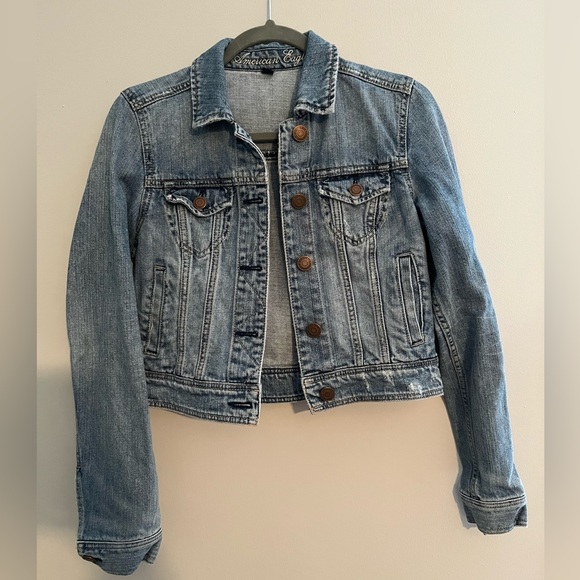 American Eagle Outfitters Jackets & Blazers - American Eagle Classic Jean Jacket